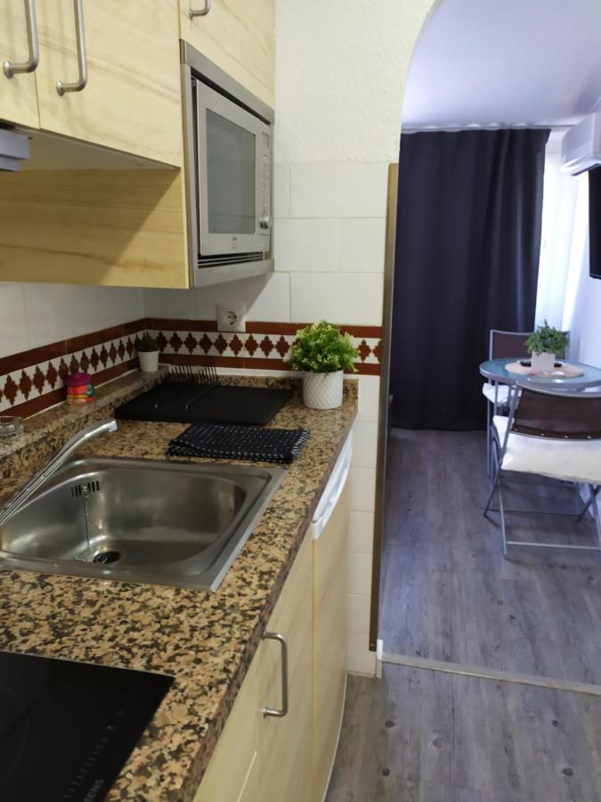 San Antonio Carihuela Aptos. Sun & Beach Apartment Torremolinos Bagian luar foto