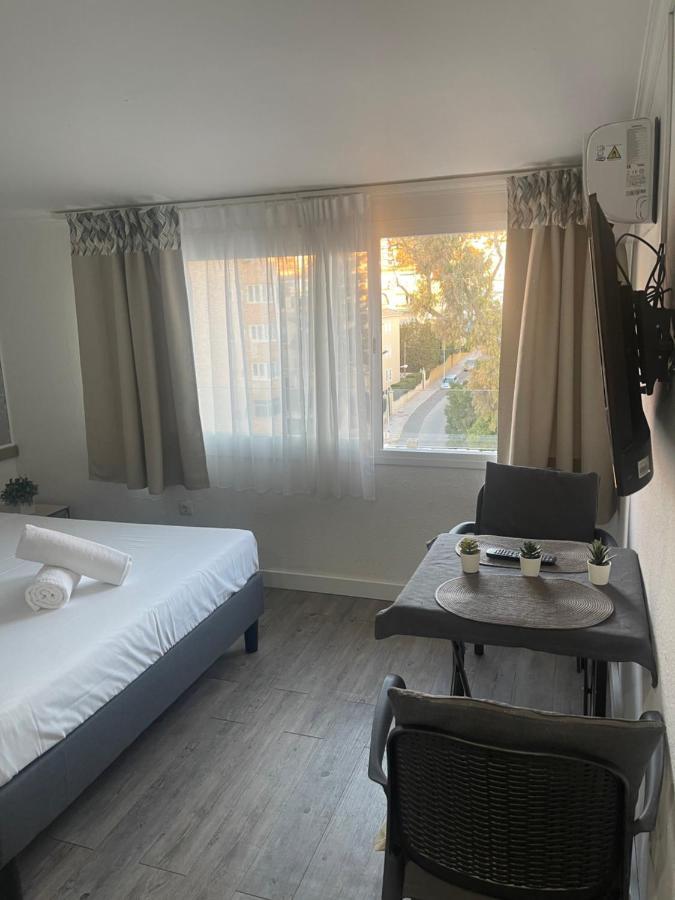 San Antonio Carihuela Aptos. Sun & Beach Torremolinos Bagian luar foto
